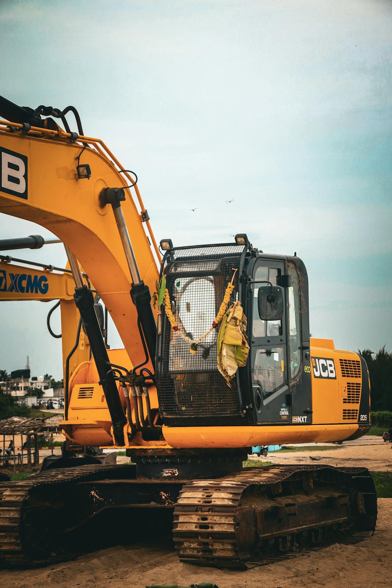 Alat Berat Andal untuk Proyek Skala Besar